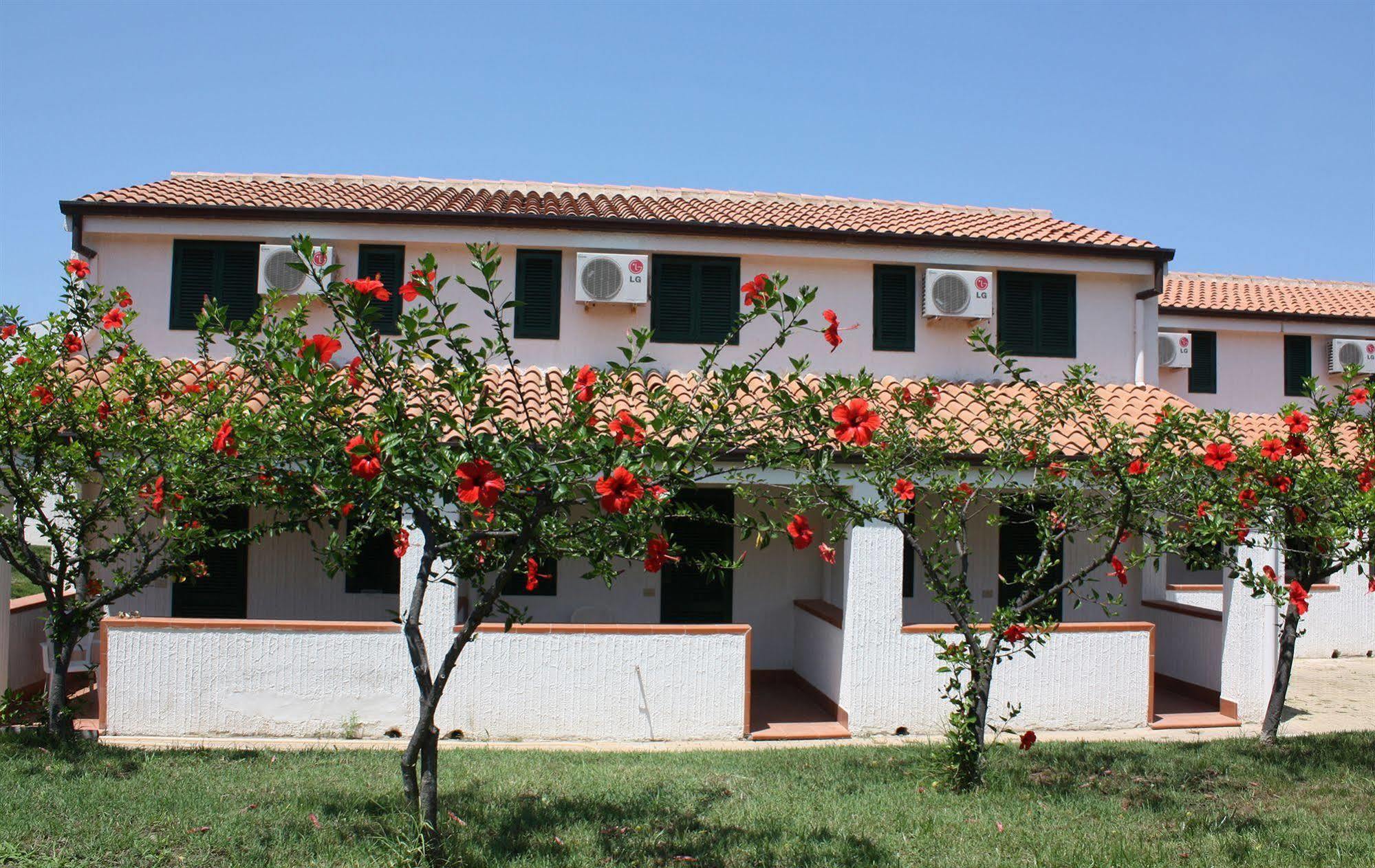 Cefalu Resort - Sporting Club Exterior photo